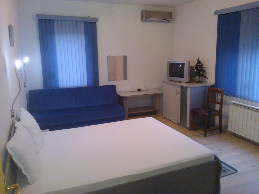 Hotel Tsarevets Ασένοβγκραντ Δωμάτιο φωτογραφία